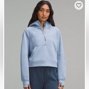 Lululemon cropped Scuba (NO HOOD)